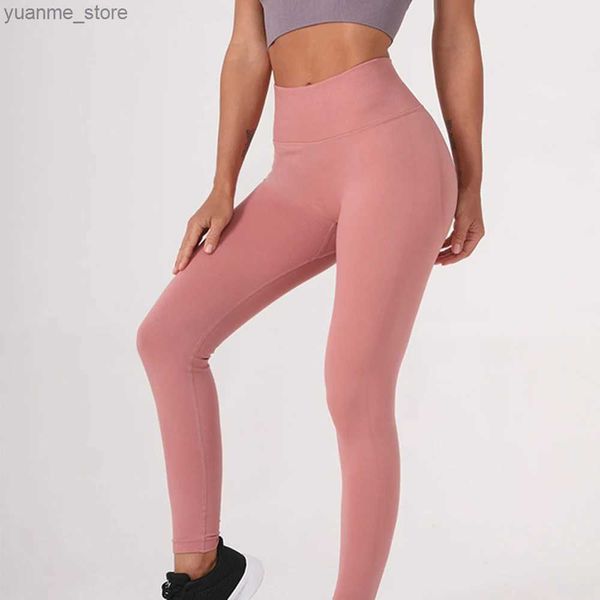 Abiti da yoga Vendita Top Sameless Scrunch Cugging Leggings Calcio di controllo Tummy Controls Tummy Pants Alest Elastic Sports Fleasps for Women Plus size Y240410