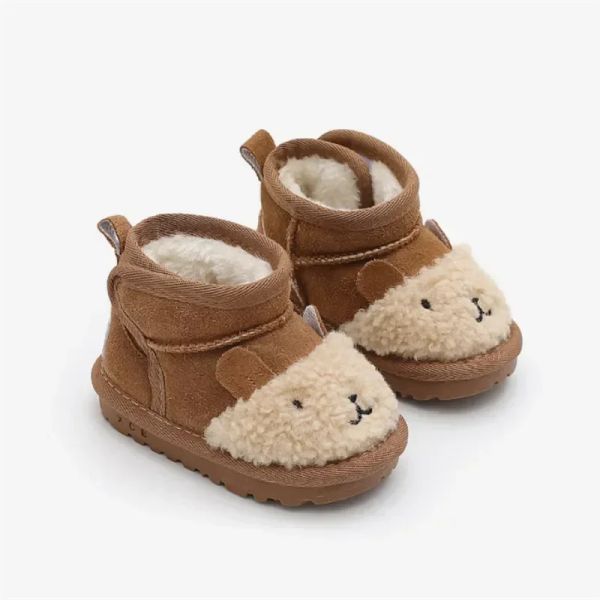 Stivali Nuovi stivali da neve per neonati 2024 inverno per bambini Cartoon cartone e peluche calde scarpe di cotone simpatiche ragazzi ragazze sola sola non slip stivali da bambino dimensioni 1630