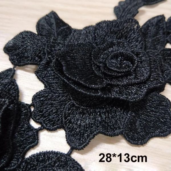 1 PC Black White 3D Roses Fiori ricami Cuci su toppe cucite abiti fai -da -te ricamati cuciti