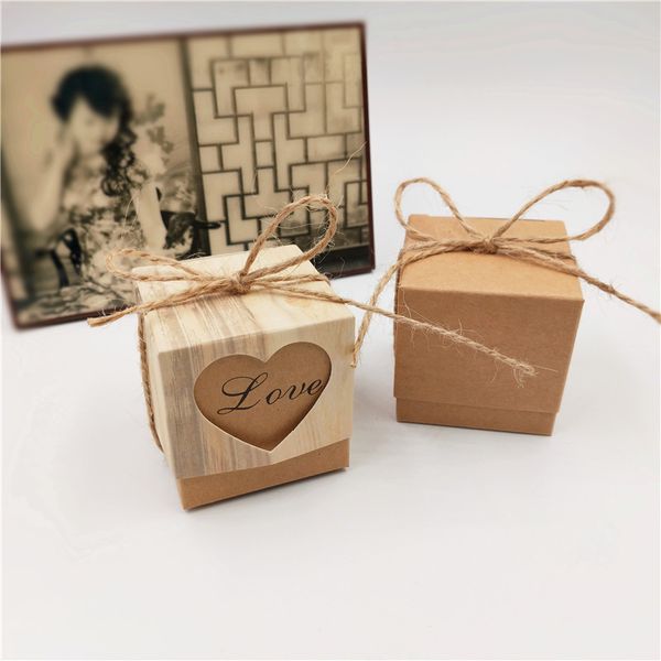 20 PCs Love Heart Laser Cut hohle Geschenkbonbonboxen Hochzeitsfeiern Bevorzugung Geschenke Taschen mit Seil Hochzeit Geburtstagsfeier Vorräte