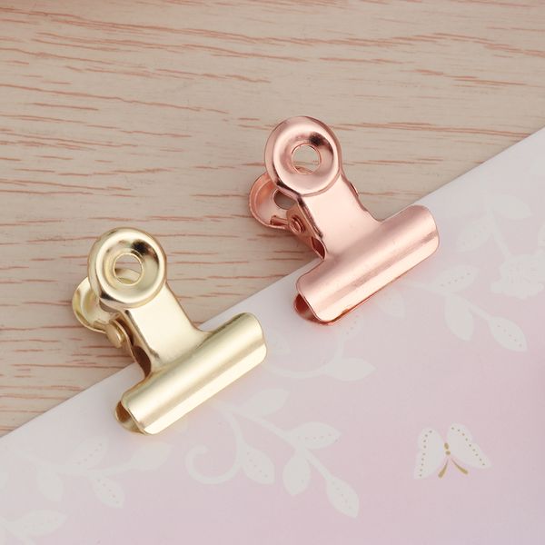 6pcs Metall Kitchen Lebensmittelversiegelungsbeutel Clips Buchstaben Papierfotoklemme Klemme Schulbüro Kalender Bindemittel Clip Haushaltsbehörde Accessorie