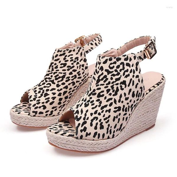 Sandali sbirciati alti tacchi alti donne scarpe da festa per feste eleganti zeppe leopardo della moda estiva plus size 42 a4454