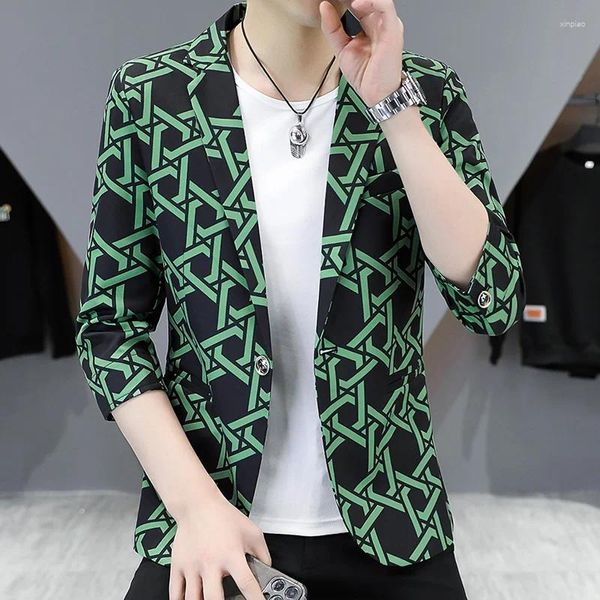 Terno masculino Trendência casual Terno de mangas de verão jovem versão coreana Small vestido pequeno e bonito casaco oeste