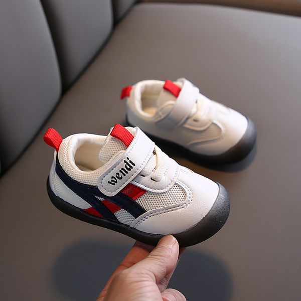 Spring New Baby Sport Shoes Sapatos meninos Baby Rede respirável Sneakes Girls Bottom Soft Non Slip Baotou Toddler Shoes
