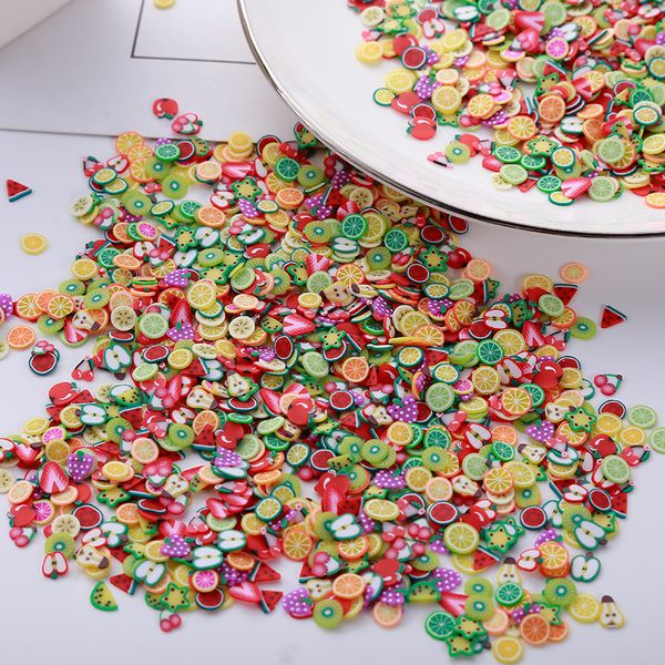 20g Karışık Polimer Sıcak Yumuşak Kil Sprinkles Renkli Meyveler Dilimler Sevimli Plastik Klei Çamur Parçacıkları Yatım Dolgusu Diy tırnak sanat dekoru