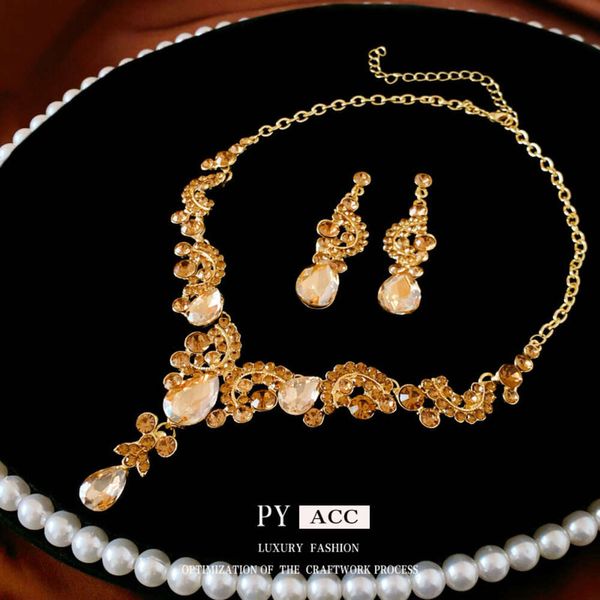 Fransız tarzı elmas çivili fan şeklindeki su damlası küpe kolyesi, iki parçalı set, moda saray stili, kadınlar için zarif ve üst düzey takılar