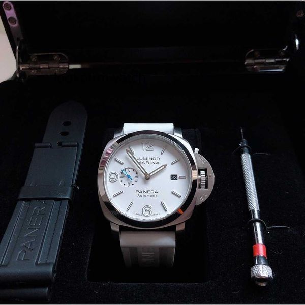 Für Herren Mechanical Watch Luxus automatisch Sapphire Mirror 44 mm 13mm importiertes Cowhide Watchband Marke Italien Sport Armbanduhren Q2PN