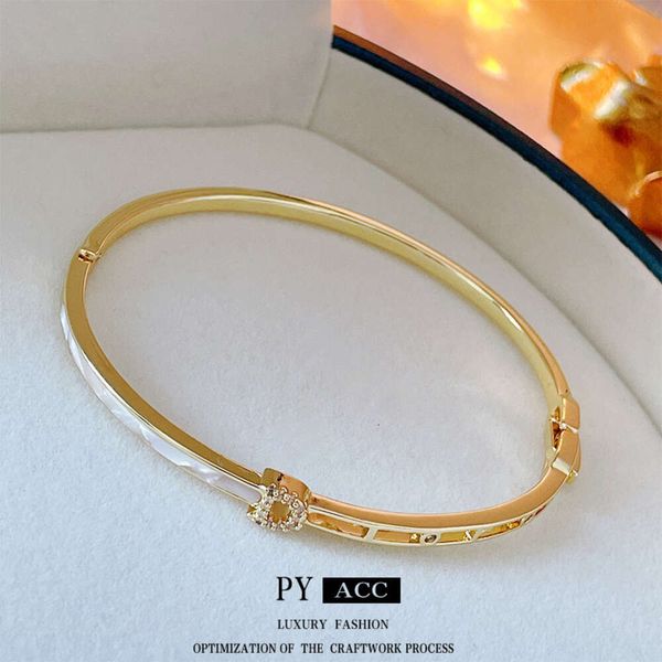 Autentico zircone gold oro Lettera D Bracciale dal Giappone e in Corea del Sud, design squisito, braccialetto compatto, artigianato di alto grado