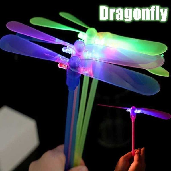 LED RAVE Toy Childrens ao ar livre de bambu Dragonfly Toys Luminous Pull Wire Pricer Playings Early Learning Games Flash Flying Playings 240410