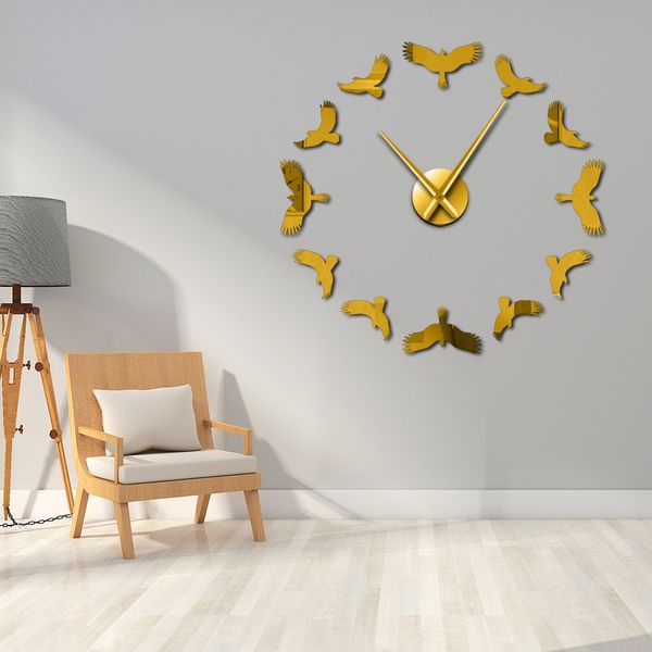 Uccelli volanti 3d muro fai -da -te orologio aquila uccello volare in alto nel cielo selvaggio natura silenziosa orologio da parete in quarzo con effetto specchio