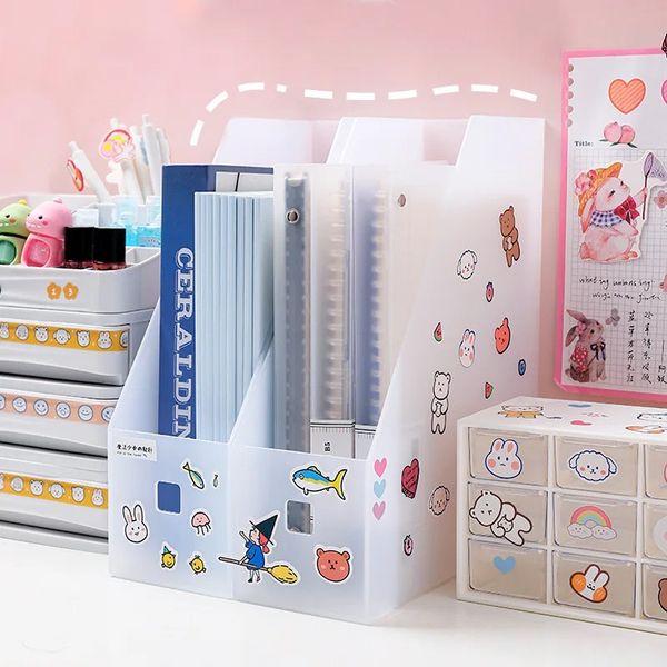 Durchscheinende Frosted Plastic Book Halter Stand Studenten Bücherregal Girl Desktop Aufbewahrungsbox Schreibkorb Korb Schreibtisch Organizer