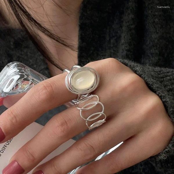Clusterringe Panjbj 925 Sterling Silver Moonstone Ring für Frauen Mädchen unregelmäßige Linie Punk ausgehöhltes Schmuck Geschenk Tropfen