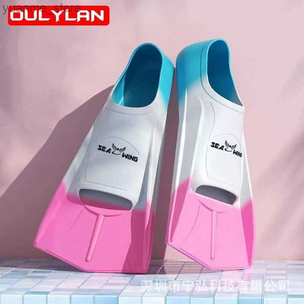 Acessórios de mergulho para jantar adulto Dinner curto Fin Light Full Foot Pocket Pocket Fnipe Fin Flip usado para mergulhar mergulho mergulhando natação azul rosa Y240410