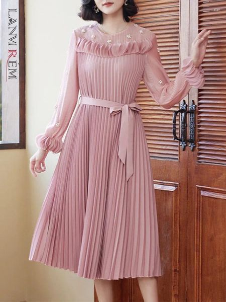 Vestidos casuais Lanmrem Ruffle Sleeves Dress Pleated Long For Women Breating Belt Female High End Party Clothing 2024 Summer 2DA5118