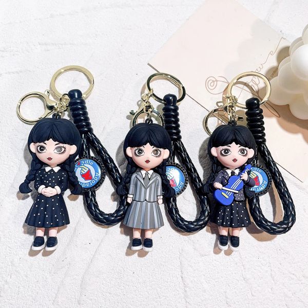 Neues Horror Mittwoch Addams Keychain Addams Family Movie Vorbildanhänger Keyring Mittwoch Addams Puppenschlüsselketten Geschenk