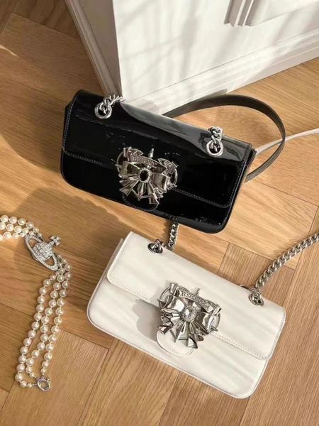 Akşam çantaları zengin ve asil cazibe kalp küçük çanta 2024 3d yay zinciri koltuk altı moda crossbody