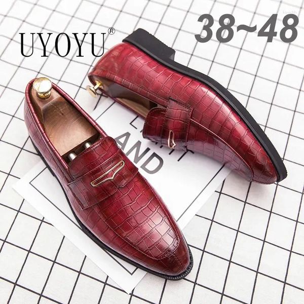 Sapatos casuais designer sorriso brogue italiano moda masculina noivo de couro vermelho pães de luxo de luxo oxford para homens tamanho 38-48