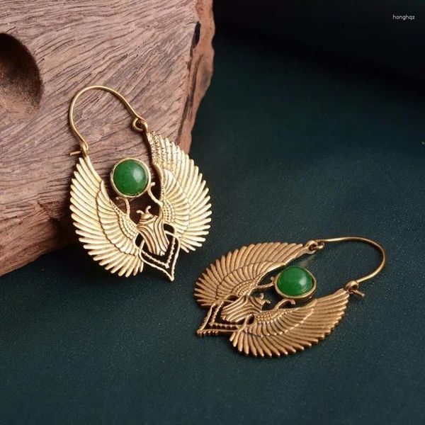 Orecchini penzolanti Colore Oro etnico Modello intaglio in metallo verme Vintage Round Green Stone Personality Women Jewelry