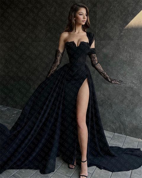 OEing A-line Black Three Designs Projetos formais de festa de festa de luxo Sleeves Lace Sweetheart 2023 Celebrity Prom Dune Side Slit