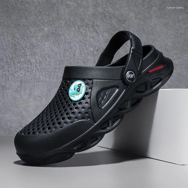 Scarpe casual maschili sandali piatti estate 2024 classici uomo nero spiaggia non slittamento comodi zoccoli pannelli da uomo sport