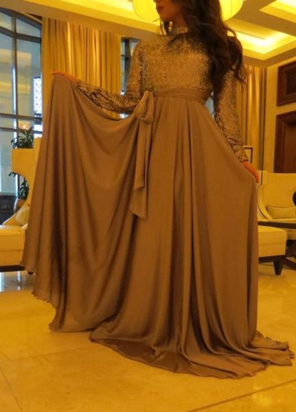 Vestidos de noite de celebridades muçulmanos lantejoulas de lantejoulas abaya em dubai árabe kaftan long baile vestidos com mangas compridas5415287