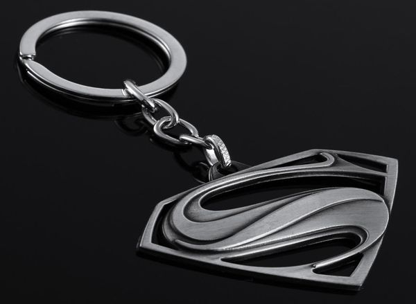 Presentes criativos de chaveiro inteiro Superman Return Metal Keychain Carra publicitária Pingente de anel 3 color4900650