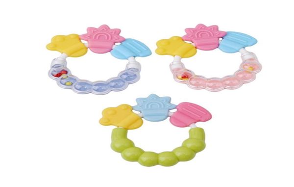 2pcslot Cartoon Baby Baby Teether Educational Toys denti mordere per bambini Baby Rattle giocattolo per la campana del letto Silicone Handbell Jingle641528010