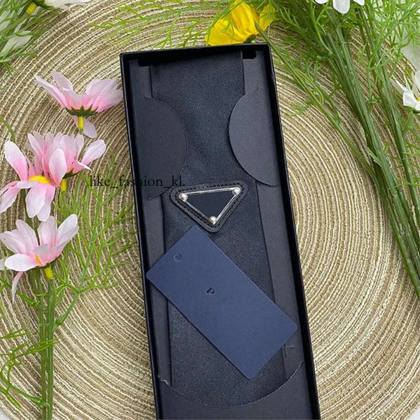 Padra gravata clássica moda tie designer design masculino mulheres triangular invertido geométrico carta terno laços