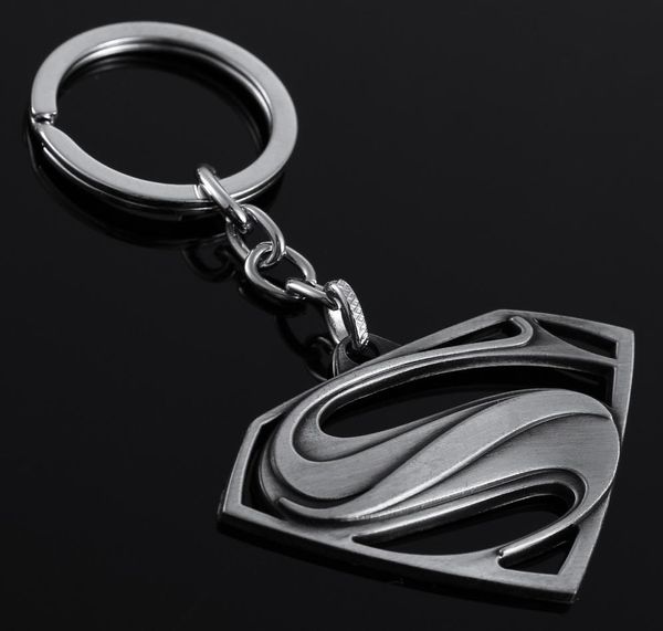 Presentes criativos de chaveiro inteiro Superman Return Metal Keychain Carra publicitária Pingente de anel 3 color1942643