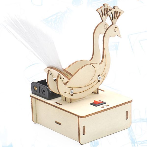 DIY Electric Light Stamm Spielzeugwissenschaft Experiment Material Kit Animal Peacock Tail Hölzerne Puzzle kreative intelligente Geschenke für Kinder