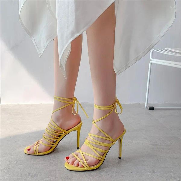 Elbise ayakkabıları yqbtdl seksi topuklu sarı yeşil sandalet gladyatör yaz dar bant çapraz ayak bileği kayış stiletto Rome yüksek topuk sandal parti