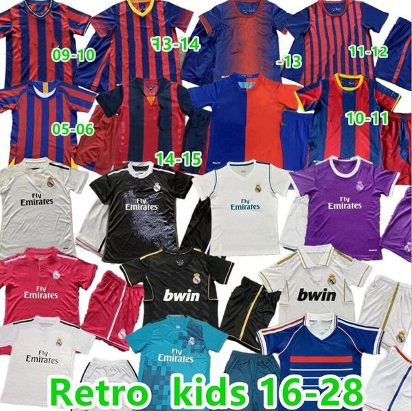 05 08 09 10 11 12 13 14 15 16 17 18 Retro -Fußballtrikots Kinder Messis Xavi Ronaldinho Real Madrids Kinder Retro Fußballhemd Französisch 98 Zidane Vintage Kits