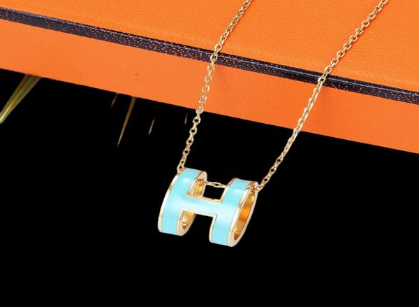 colar designer clássico de luxo h colos pendentes para mulheres 18k letra de ouro jóias de design de luxo colorfast hypoallerge8490561