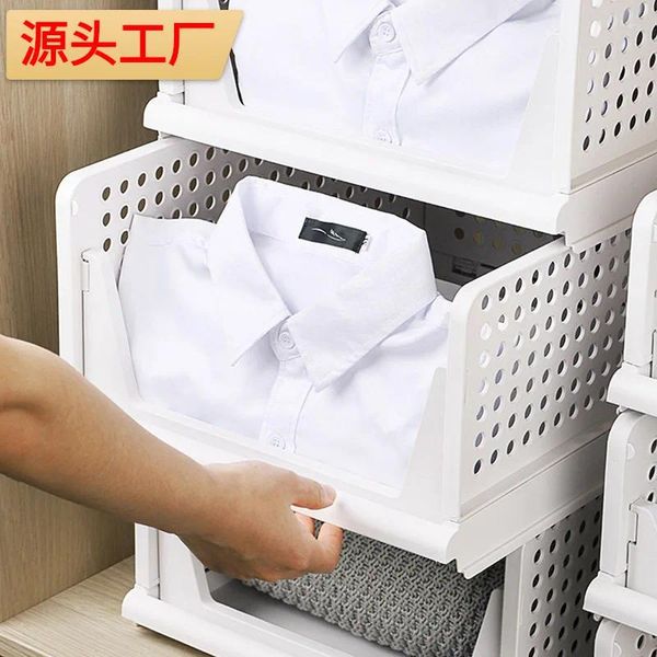 Sacchetti per la lavanderia vestiti per la camera da letto guardaroba con cesto combinato di cesto di plastica.