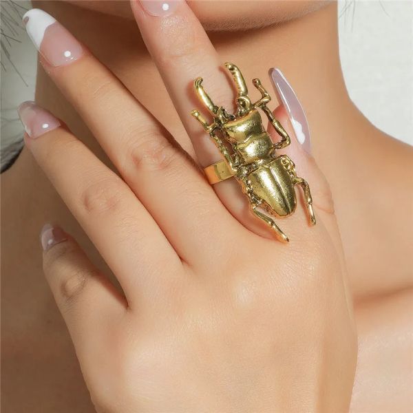 1pc Punk Gothic Metal Beetle Big Ring for Women Men Vintage Silver Color Insect Finger Anello di Halloween Party We16 W116