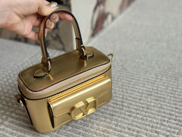 Goldene Farbe Neue Designer -Tasche PU Leder Handtaschen Heiße Verkäufe kleine Damenboren Mädchen Handtaschen Luxus Frauen -Tasche Taschen