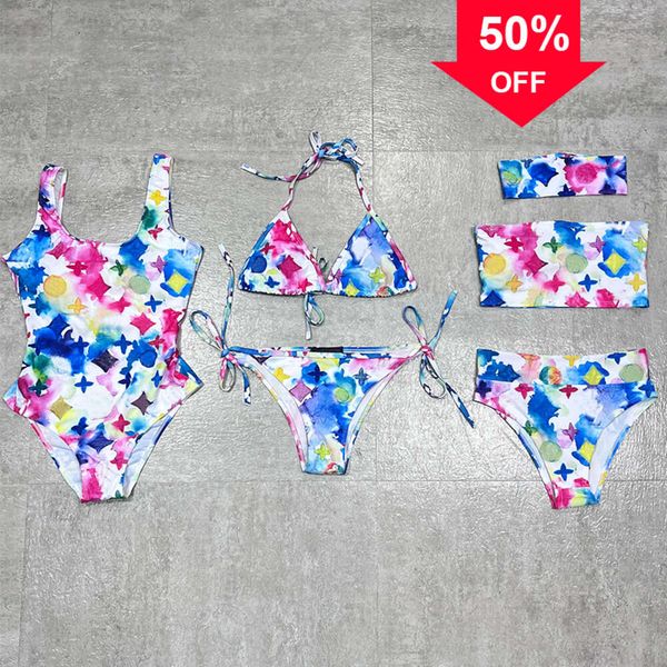 Offerte Nuove stilista di moda all'ingrosso da bagno femminile da bagno sexy bikinis swimsuits s womens s maillot de bain marchi in fila estate bandanzug costumi bikini set tw