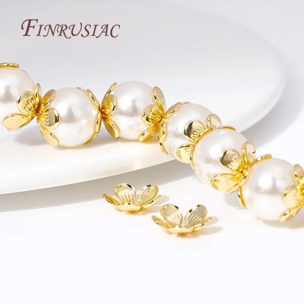 Tappi di fiori da 11 mm placcati in oro 18K per perle tappi per perle in metallo in ottone per perline fai -da -te che producono accessori