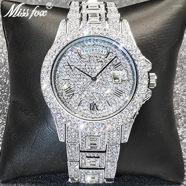 Нарученные часы модные мужские часы смотрят роскошные льты из нержавеющей стали кварцевые часы Hip Hop Full Diamond Automatic Week Male