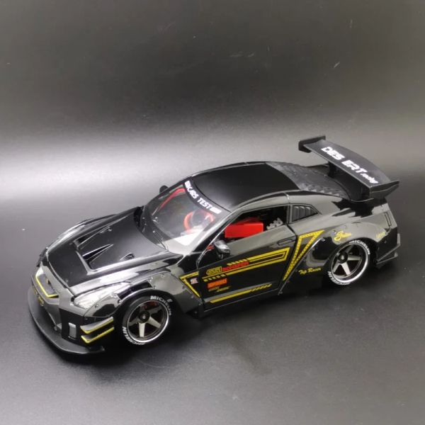 1/24 RC Drift Araba Metal Vücut Kabuğu AWD Metal Çerçeveli Fırçalı Motorlu Uzaktan Kumanda Profesyonel Yarış Araba Erkekler