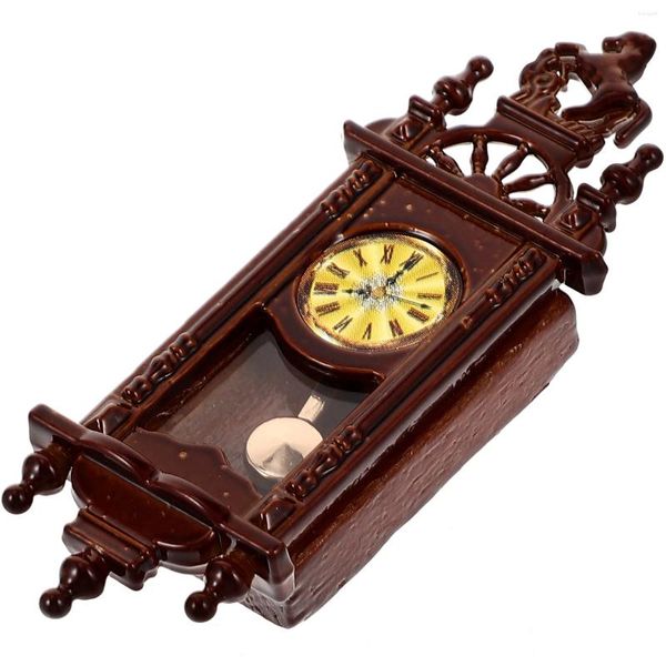 Orologi da parete Accessori a sospensione piccoli orologi Ornamental Model Miniatura giocattolo divertimento Decor decorazioni in legno Minihouse in legno