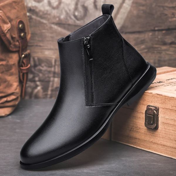 Botas que vendem a quente vendendo botas de couro genuínas da Europa Europa America Botas de tornozelo Novo Botas de negócios masculinas no estilo de pelúcia quente