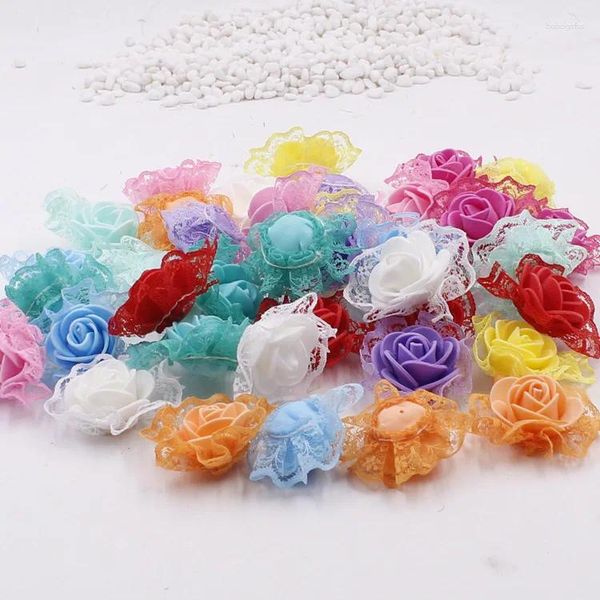 Dekorative Blumen hübsch 30pcs pe Spitze Rose Künstliche Blume für romantische Hochzeitsdekoration Stoffkleidung Nähen DIY -Handwerksbedarf