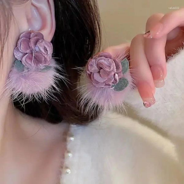 Gestüt Ohrringe Herbst Winter Winter Vintage Purple Diamonds Blume Liebe Quasten Frauen Mode süßes süßes Plüsch für Schmuck