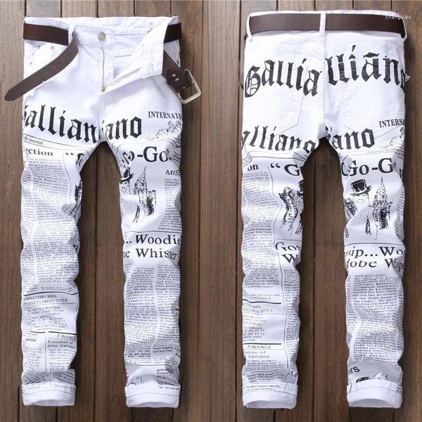 Jeans Hole Men Denim casual Denim Longo Longa calça branca Design de moda direta Pantagens de impressão