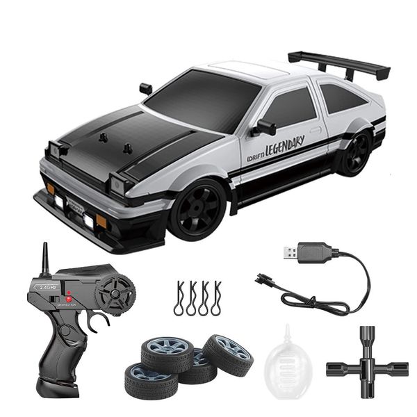 AE86 Brinquedos de veículos de corrida de carro de controle remoto para crianças 1 16 4WD 2.4G High Speed GTR RC Electric Drift Car Crianças Toys Presente 240408