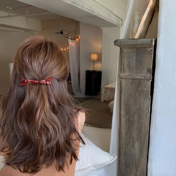Haarclips Acryl Bow Clip für Frauen y2k One Line Kopfbedeckung 2024 Neueste süße Mädchen Modeaccessoires Schmuck Geschenke