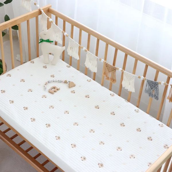 Fogli di cotone 100% di alta qualità fogli aderenti a letti morbidi materasso per bambini materasso stampato set di biancheria da letto per bambini per bambini mini foglio di lettino 240408