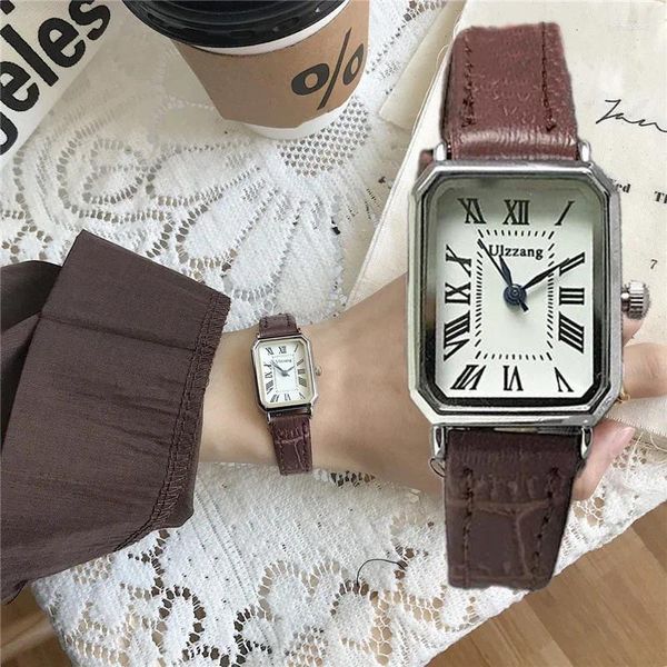 Armbanduhr Frauen Uhren Vintage Small Dial Watch Sweet Lederband Casual Damen Armband Quarz Damen Uhr Handgelenk Handgelenk Handgelenk