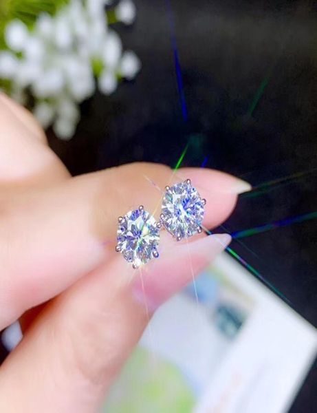 Moissanite Popular Style Рекомендация Lady Ears Nails 925 Стерлинговая серебряная высокая твердость алмазные заменители LJ2010164376816